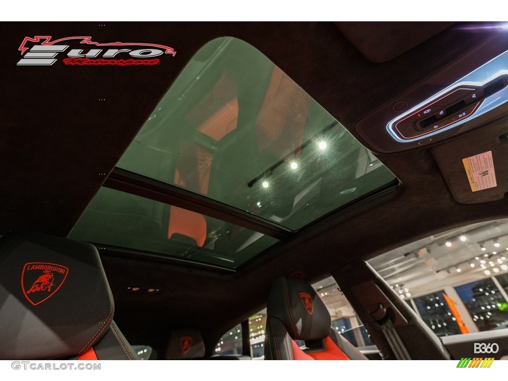 2019 Urus AWD - Bianco Icarus Metallic / Arancio Leonis/Nero Ade photo #57