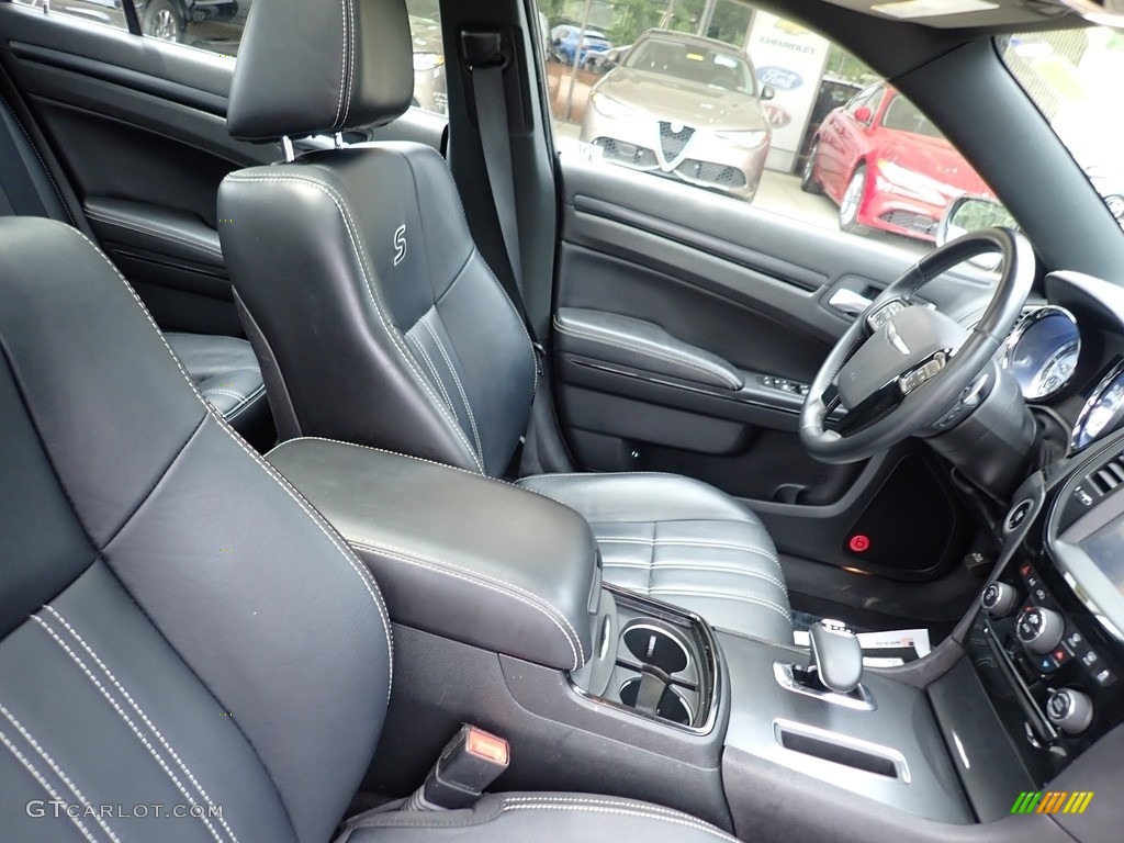 2014 Chrysler 300 S AWD Front Seat Photo #138651612