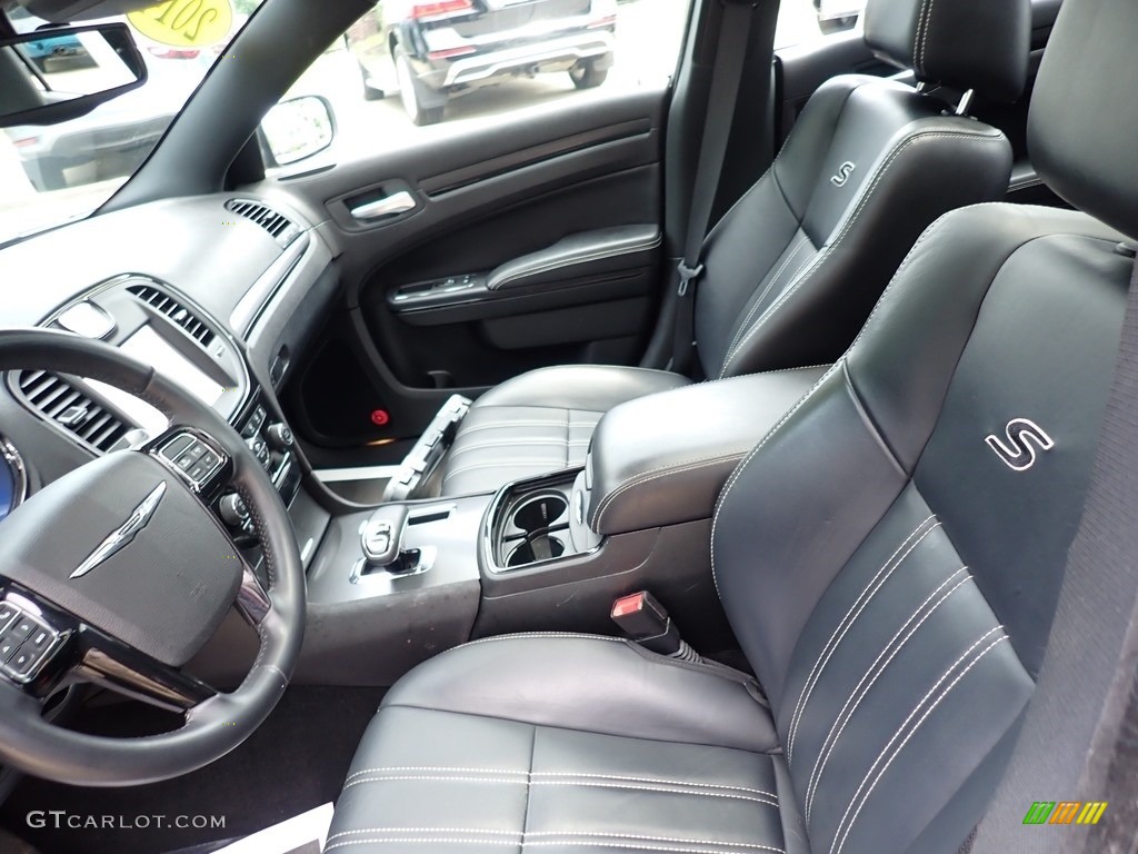2014 Chrysler 300 S AWD Front Seat Photo #138651654