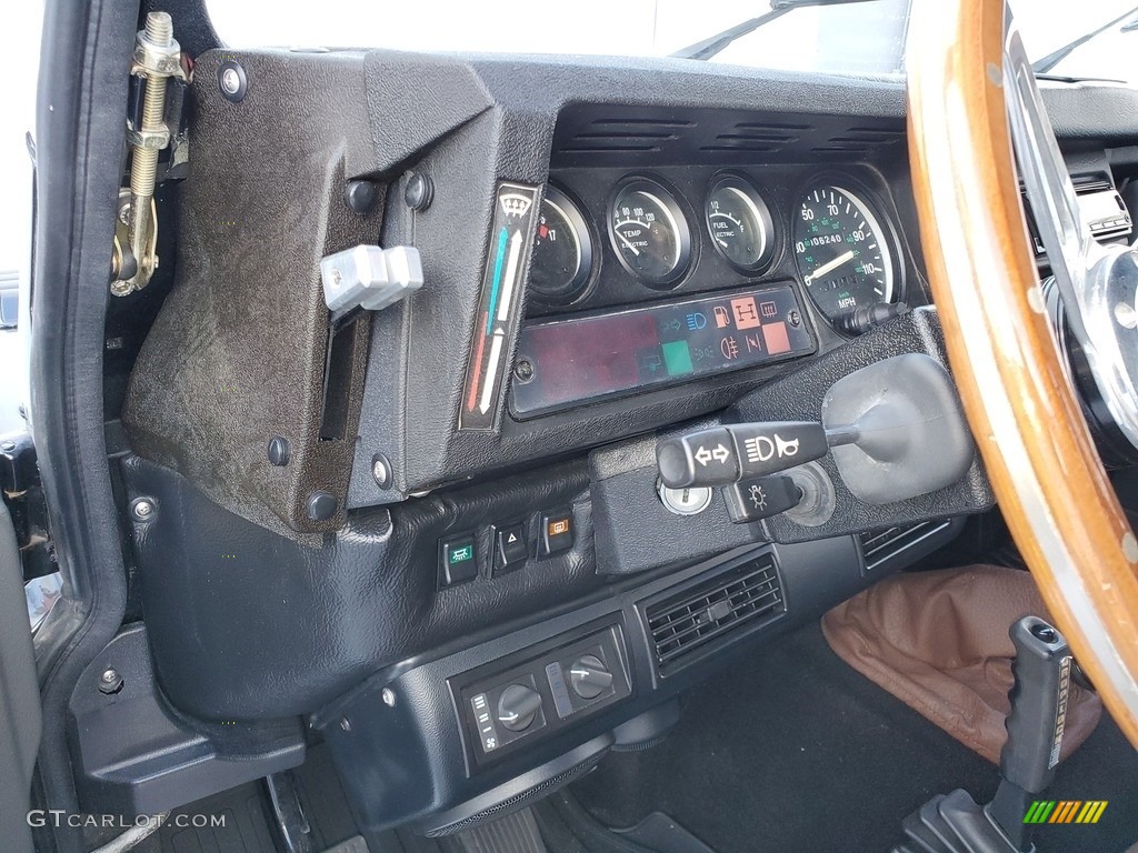 1987 Land Rover Defender Arkonik Restoration 110 Hardtop Controls Photos