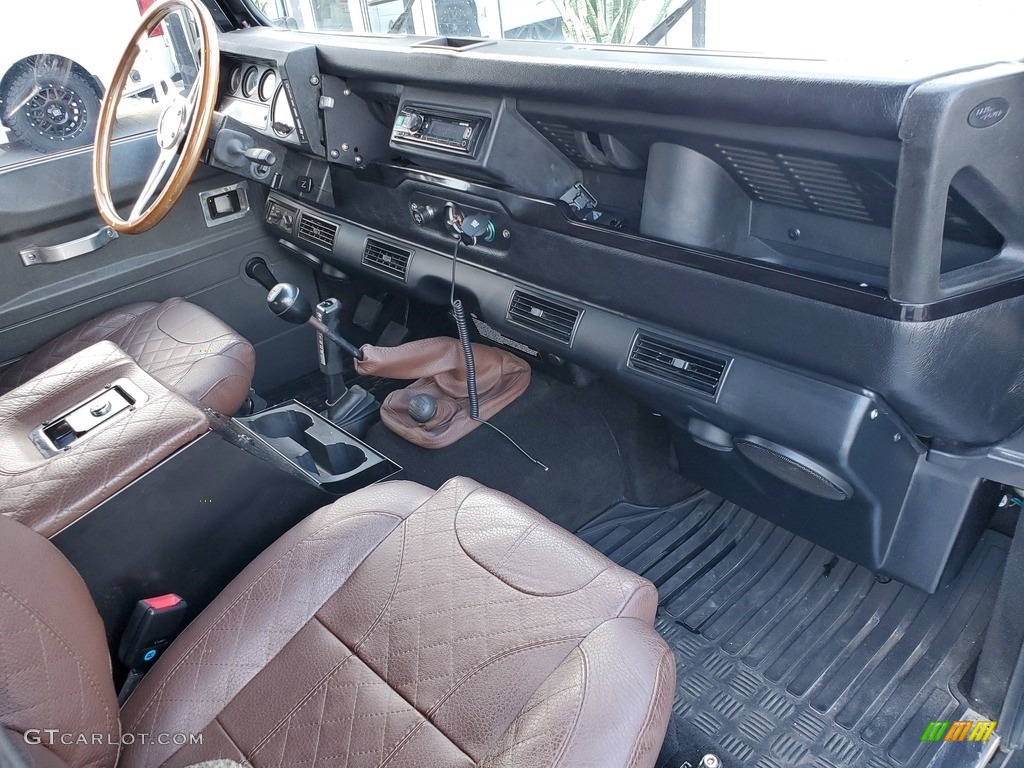 1987 Land Rover Defender Arkonik Restoration 110 Hardtop Saddle Brown Dashboard Photo #138654351