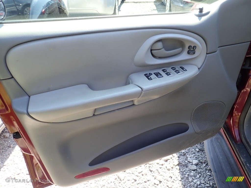 2009 TrailBlazer LT 4x4 - Red Jewel / Gray photo #9