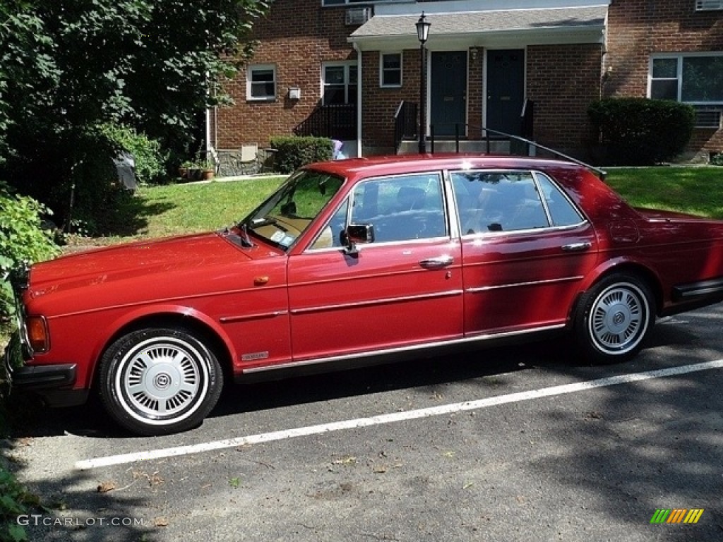 1988 Eight Sedan - Red / Beige photo #1