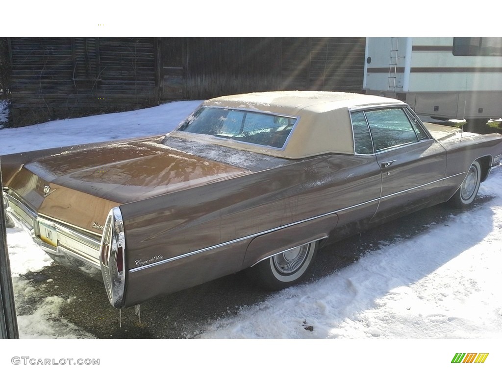 Chestnut Brown 1968 Cadillac DeVille Coupe Exterior Photo #138656568