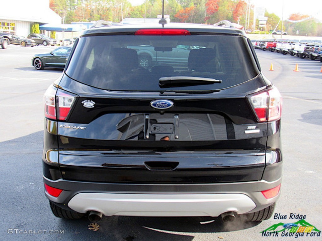 2018 Escape SE - Shadow Black / Charcoal Black photo #4