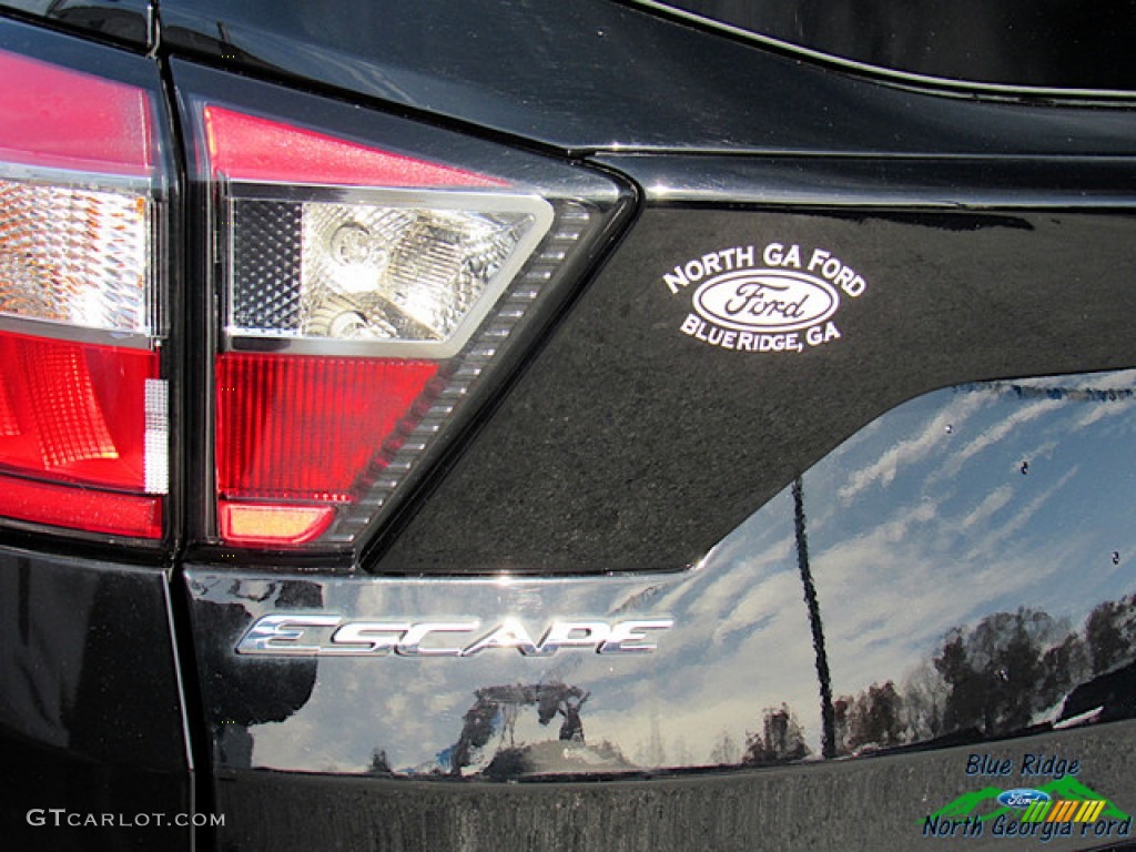 2018 Escape SE - Shadow Black / Charcoal Black photo #34