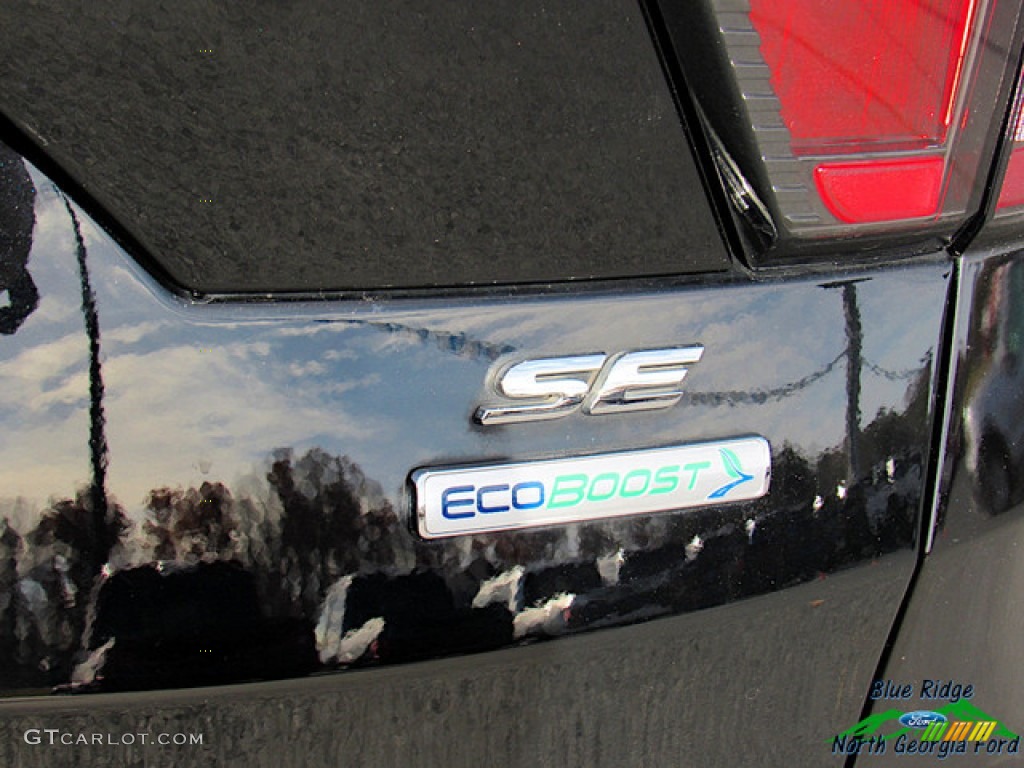 2018 Escape SE - Shadow Black / Charcoal Black photo #35