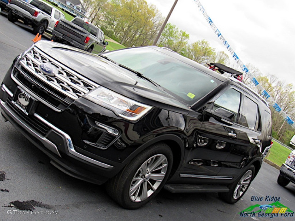 2018 Explorer Limited - Shadow Black / Medium Stone photo #33