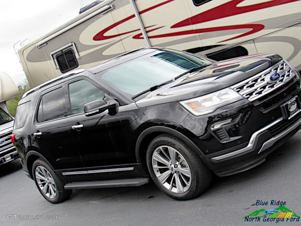 2018 Explorer Limited - Shadow Black / Medium Stone photo #34