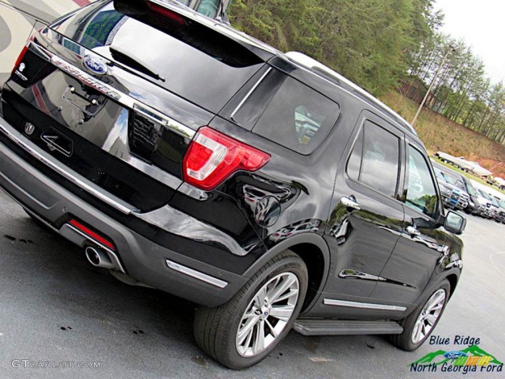 2018 Explorer Limited - Shadow Black / Medium Stone photo #35
