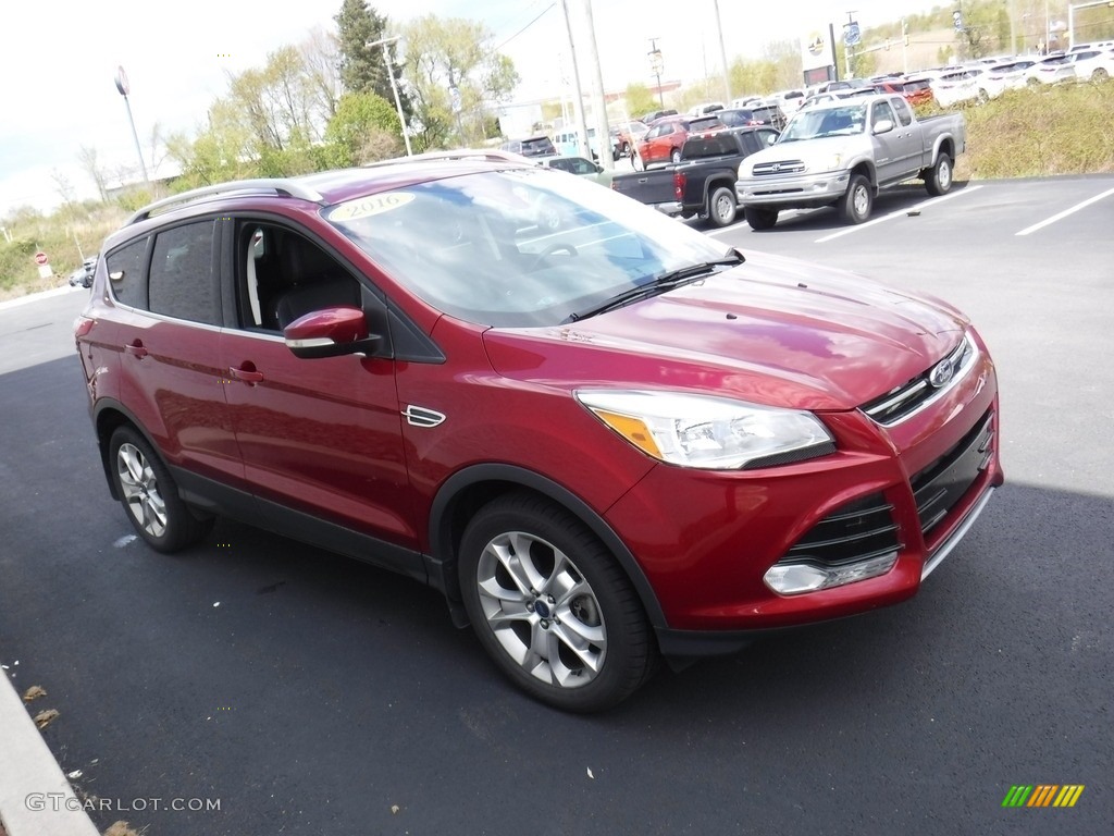 2016 Escape Titanium 4WD - Ruby Red Metallic / Charcoal Black photo #5