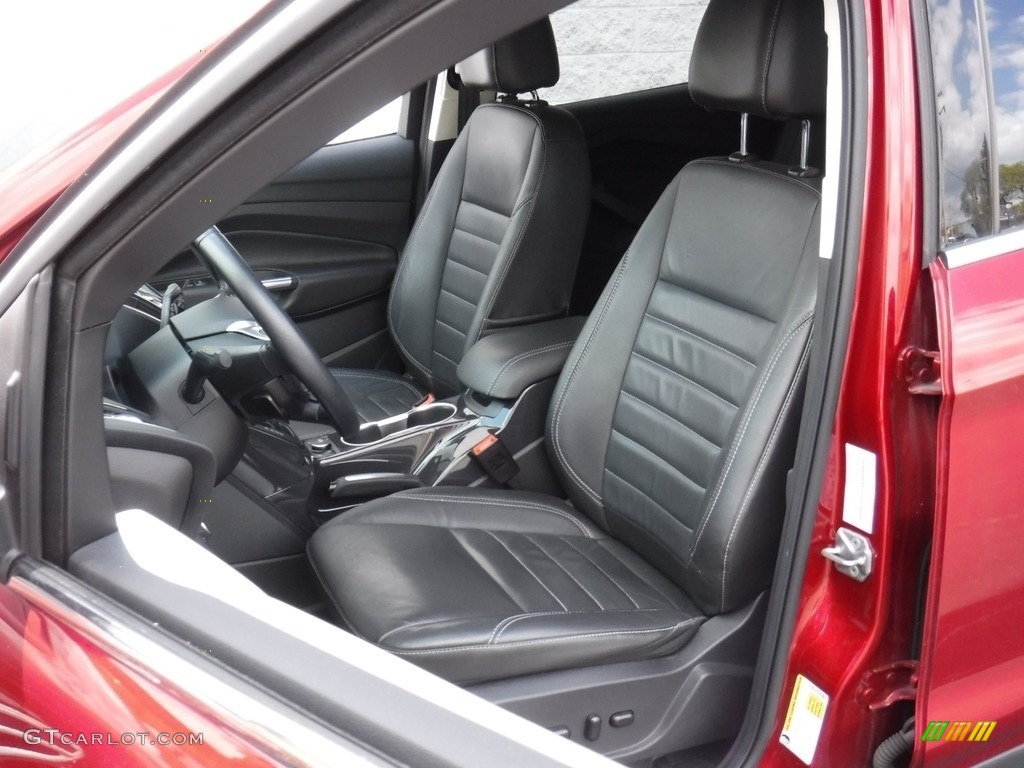 2016 Escape Titanium 4WD - Ruby Red Metallic / Charcoal Black photo #17