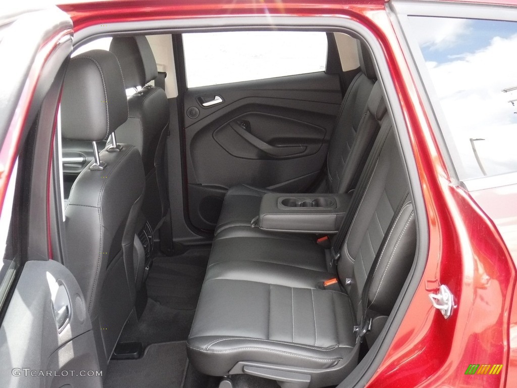 2016 Escape Titanium 4WD - Ruby Red Metallic / Charcoal Black photo #31