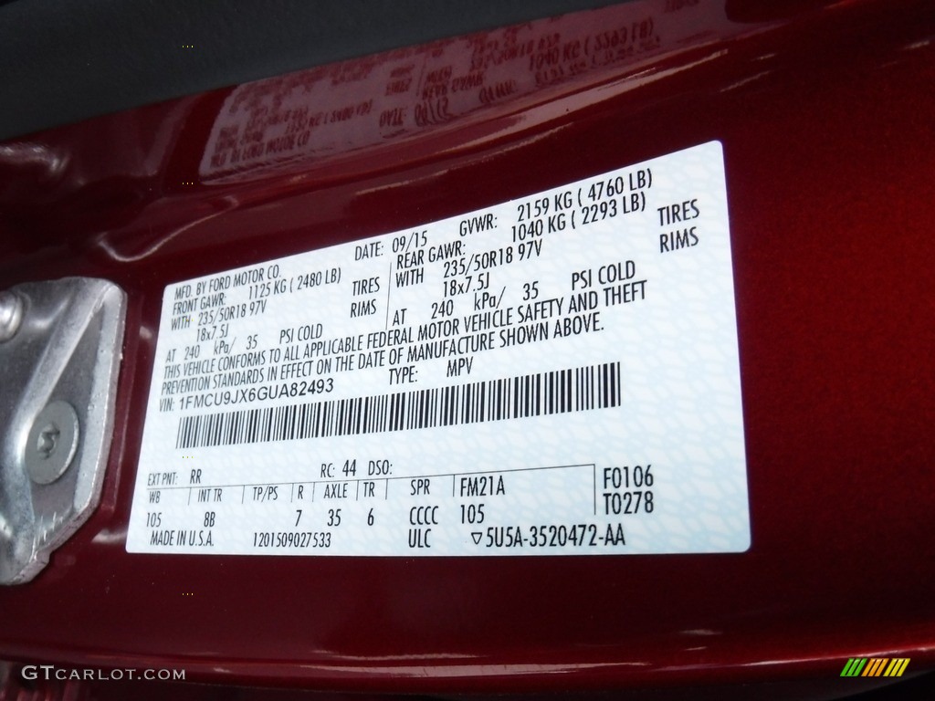 2016 Escape Titanium 4WD - Ruby Red Metallic / Charcoal Black photo #39