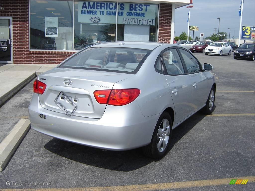 2009 Elantra SE Sedan - Quicksilver / Black photo #7
