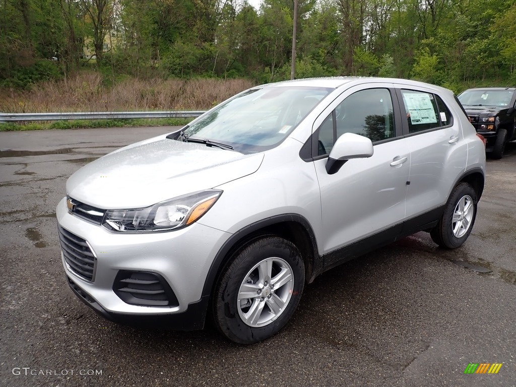 Silver Ice Metallic Chevrolet Trax
