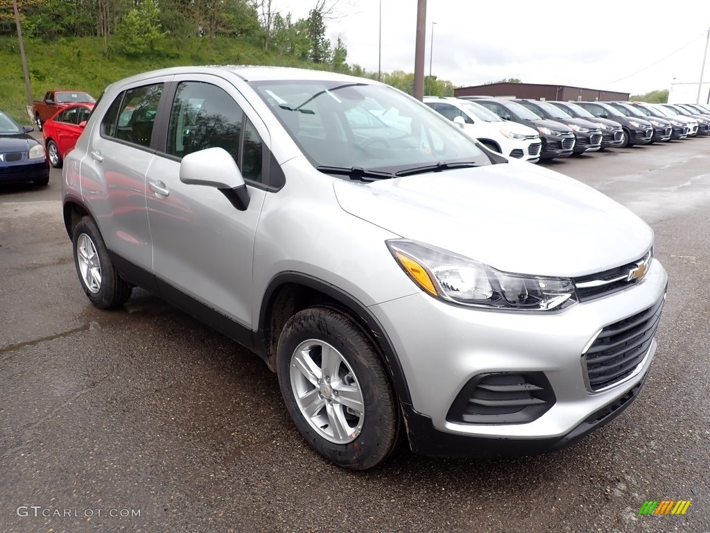 2020 Trax LS AWD - Silver Ice Metallic / Jet Black photo #8