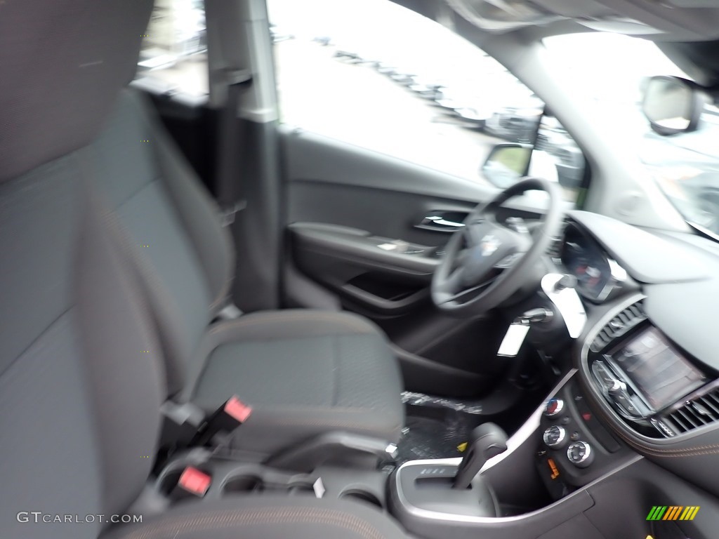 2020 Trax LS AWD - Silver Ice Metallic / Jet Black photo #10