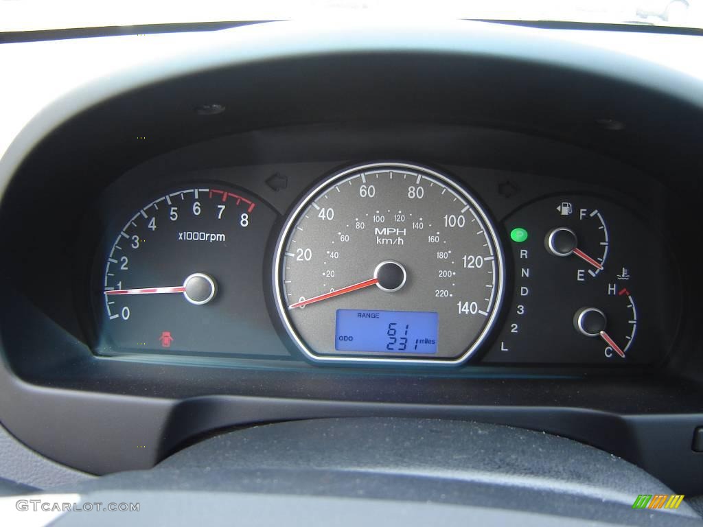 2009 Elantra SE Sedan - Quicksilver / Black photo #17