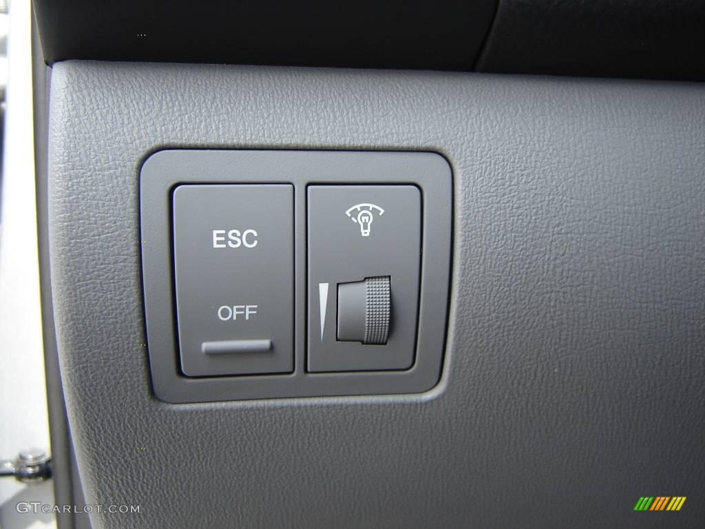 2009 Elantra SE Sedan - Quicksilver / Black photo #19