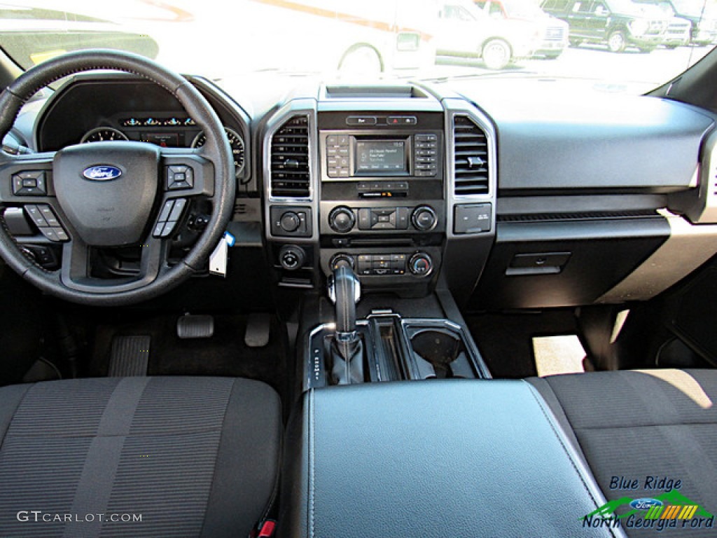 2016 F150 XLT SuperCab - Shadow Black / Medium Earth Gray photo #17