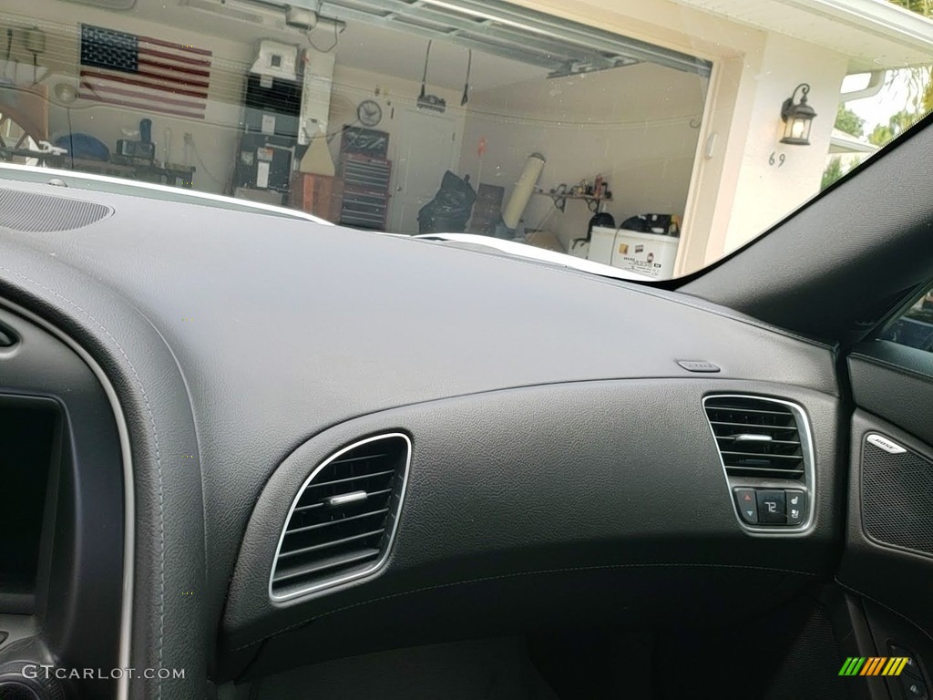 2015 Corvette Stingray Coupe Z51 - Arctic White / Gray photo #12