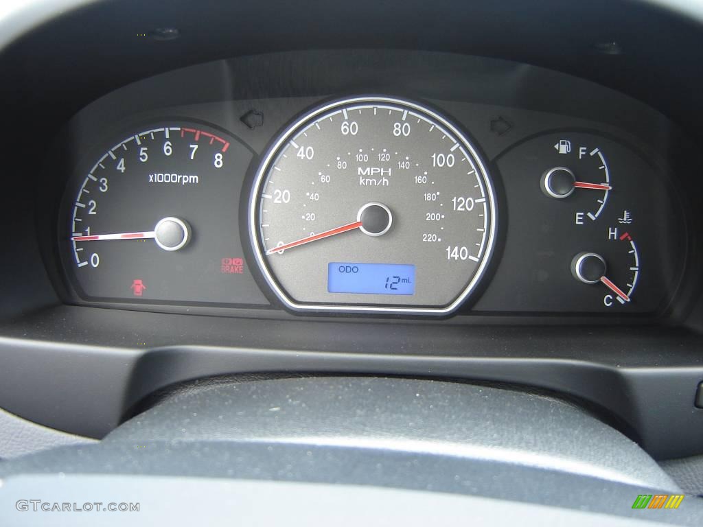 2009 Elantra GLS Sedan - Quicksilver / Gray photo #18