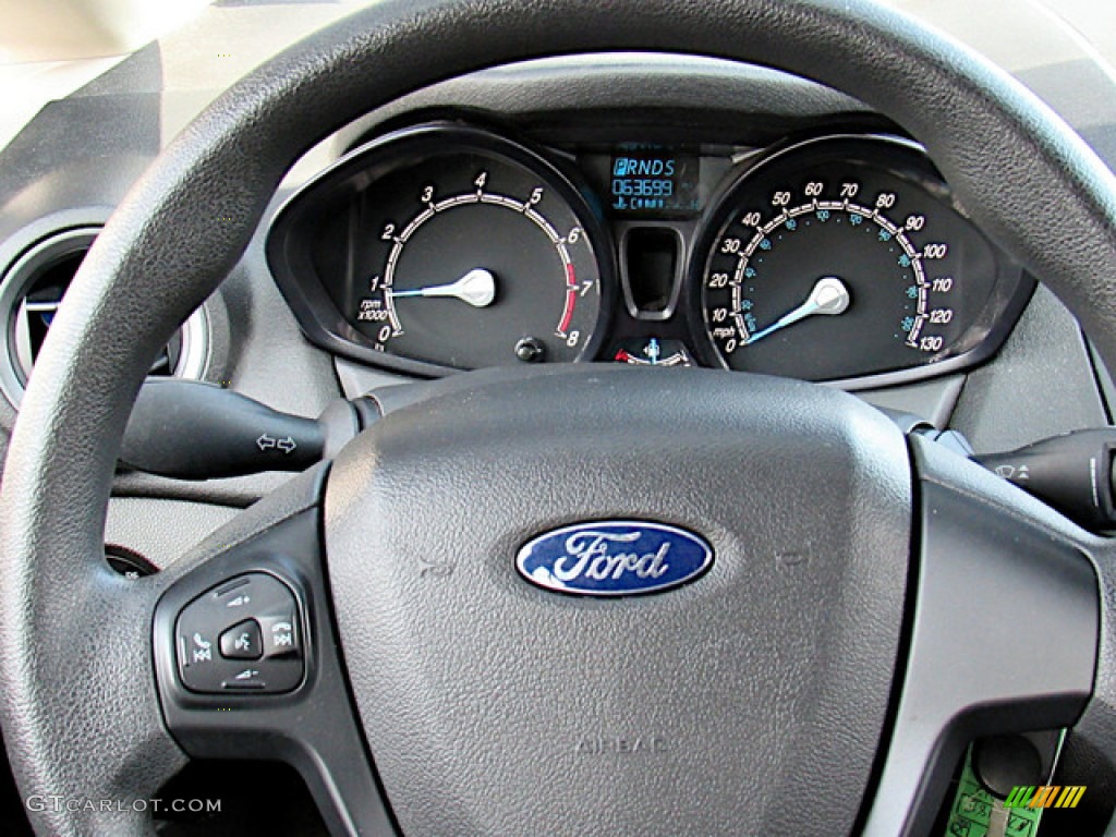 2015 Ford Fiesta S Hatchback Charcoal Black Steering Wheel Photo #138672102