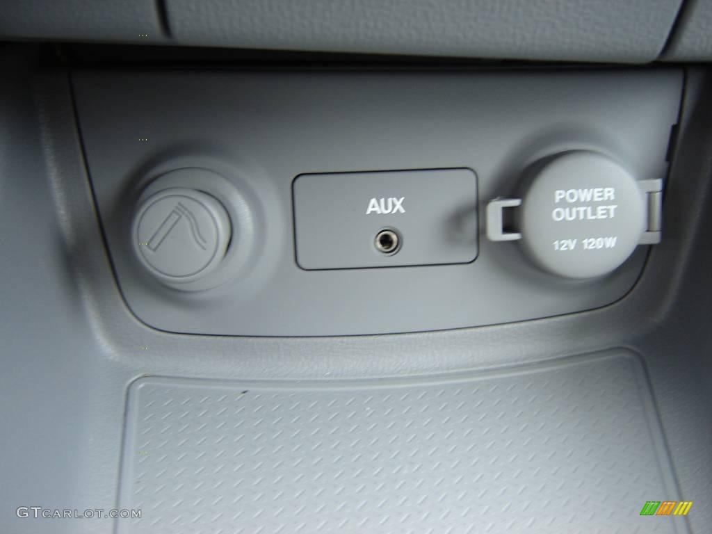 2009 Elantra GLS Sedan - Quicksilver / Gray photo #20