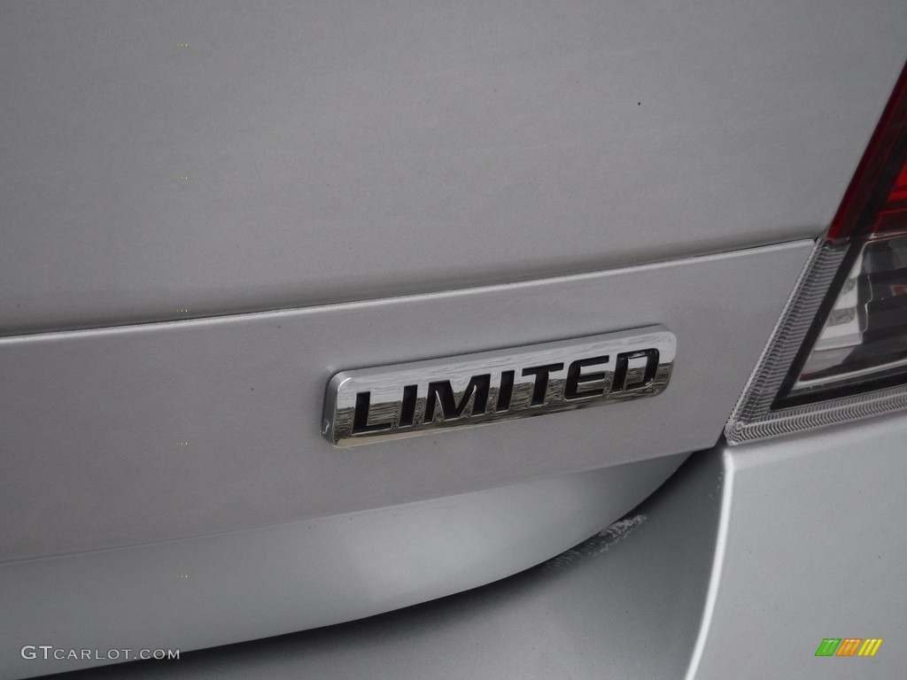 2015 Chevrolet Impala Limited LT Marks and Logos Photo #138674400