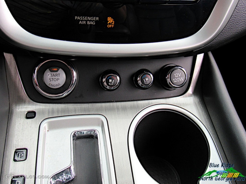 2016 Nissan Murano Platinum Controls Photos