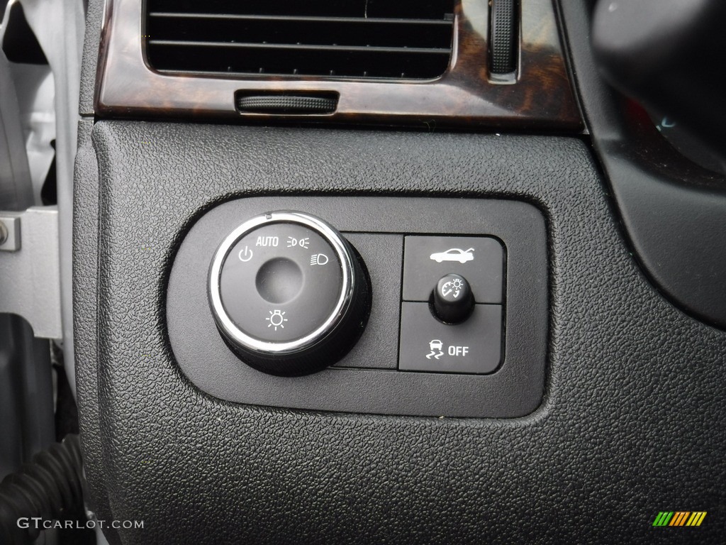 2015 Chevrolet Impala Limited LT Controls Photo #138674622