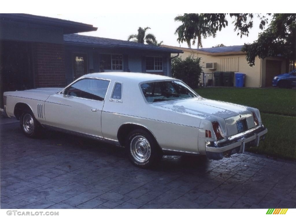 1979 300 Limited Edition Hardtop - White / Red photo #2