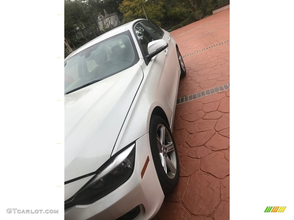 2014 3 Series 328i Sedan - Mineral White Metallic / Venetian Beige photo #10