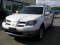 2004 Diamond White Pearl Mitsubishi Outlander XLS AWD  photo #2