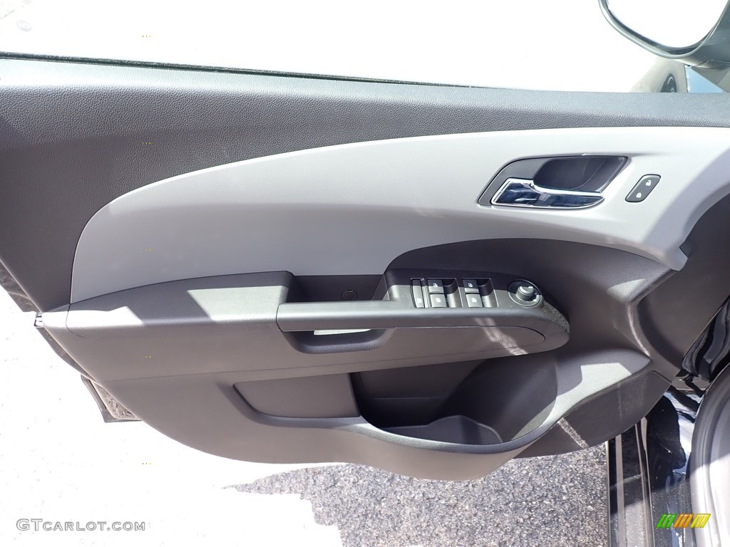 2020 Sonic LT Sedan - Mosaic Black Metallic / Jet Black/Dark Titanium photo #15