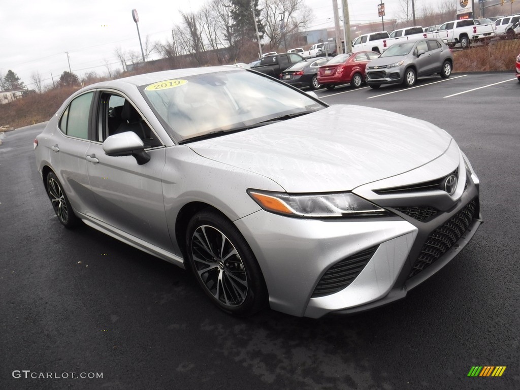 2019 Camry SE - Celestial Silver Metallic / Ash photo #5