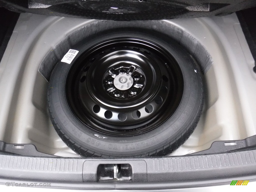 2019 Camry SE - Celestial Silver Metallic / Ash photo #30