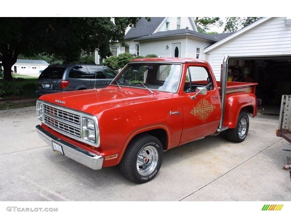 Medium Canyon Red 1979 Dodge D Series Truck D150 Li'l Red Truck Exterior Photo #138681129