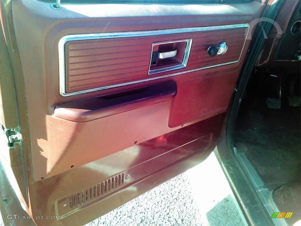 1979 Chevrolet C/K C20 Scottsdale Camper Special Regular Cab Red Door Panel Photo #138681786