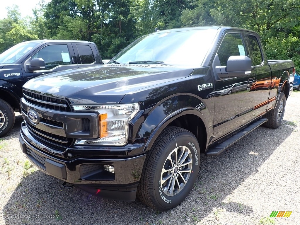 2020 F150 XLT SuperCab 4x4 - Agate Black / Medium Earth Gray photo #2