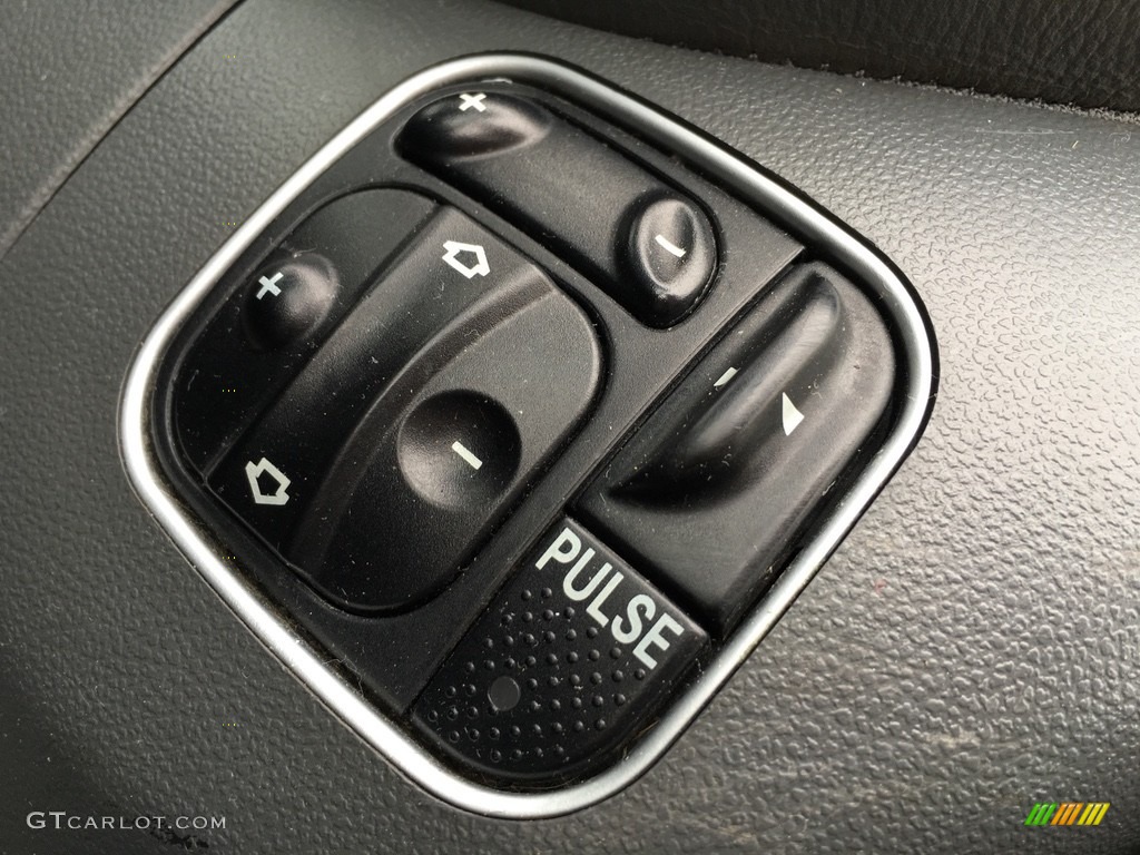 2004 Mercedes-Benz SL 55 AMG Roadster Controls Photo #138683439