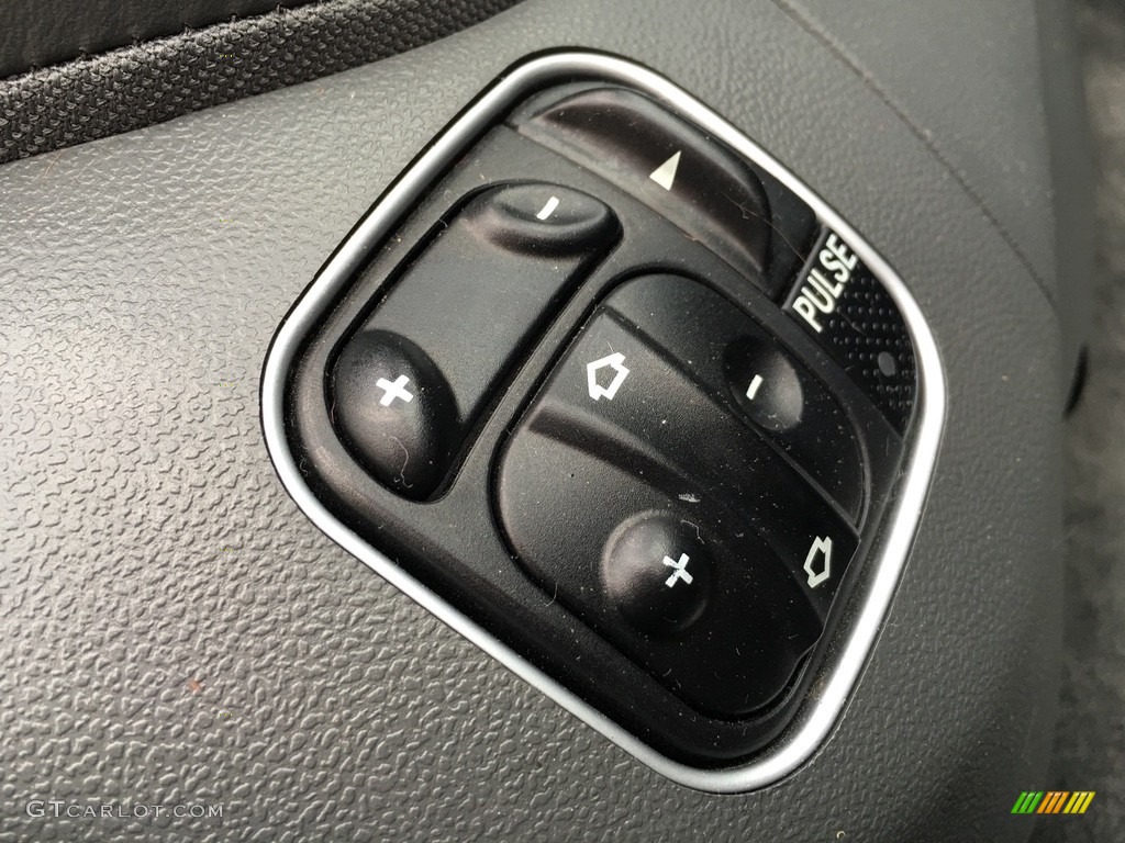 2004 Mercedes-Benz SL 55 AMG Roadster Controls Photo #138683472