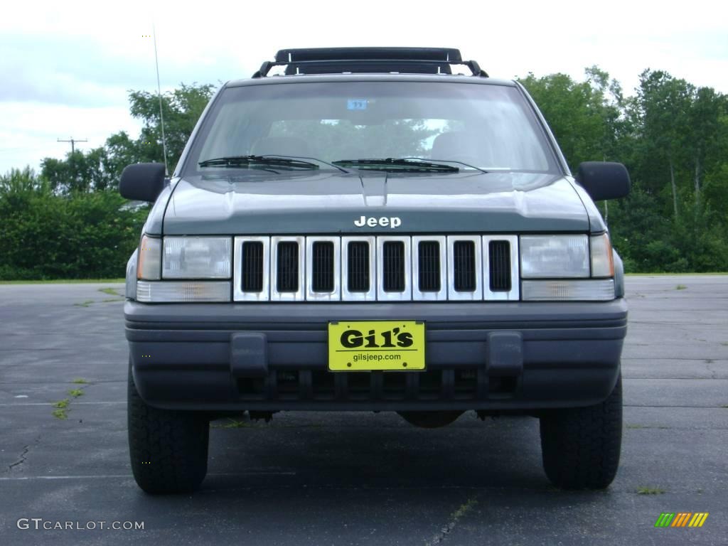 2003 Grand Cherokee Laredo 4x4 - Onyx Green Pearlcoat / Sandstone photo #2