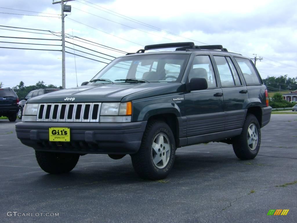 2003 Grand Cherokee Laredo 4x4 - Onyx Green Pearlcoat / Sandstone photo #3