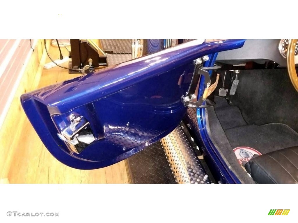 1965 Cobra Roadster Replica - Blue / Black photo #14