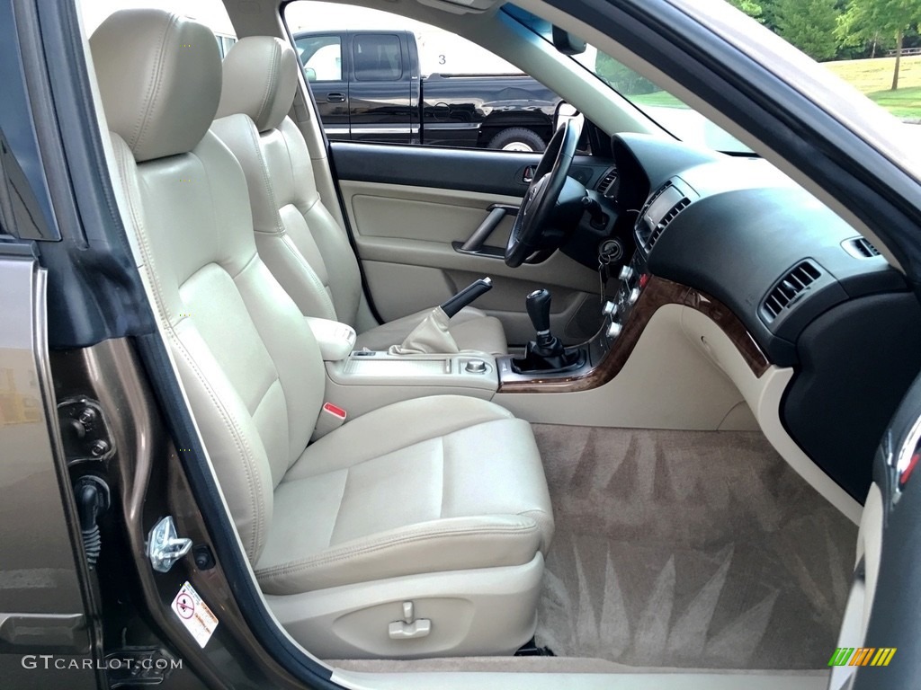 Warm Ivory Interior 2009 Subaru Outback 2.5XT Limited Wagon Photo #138685215