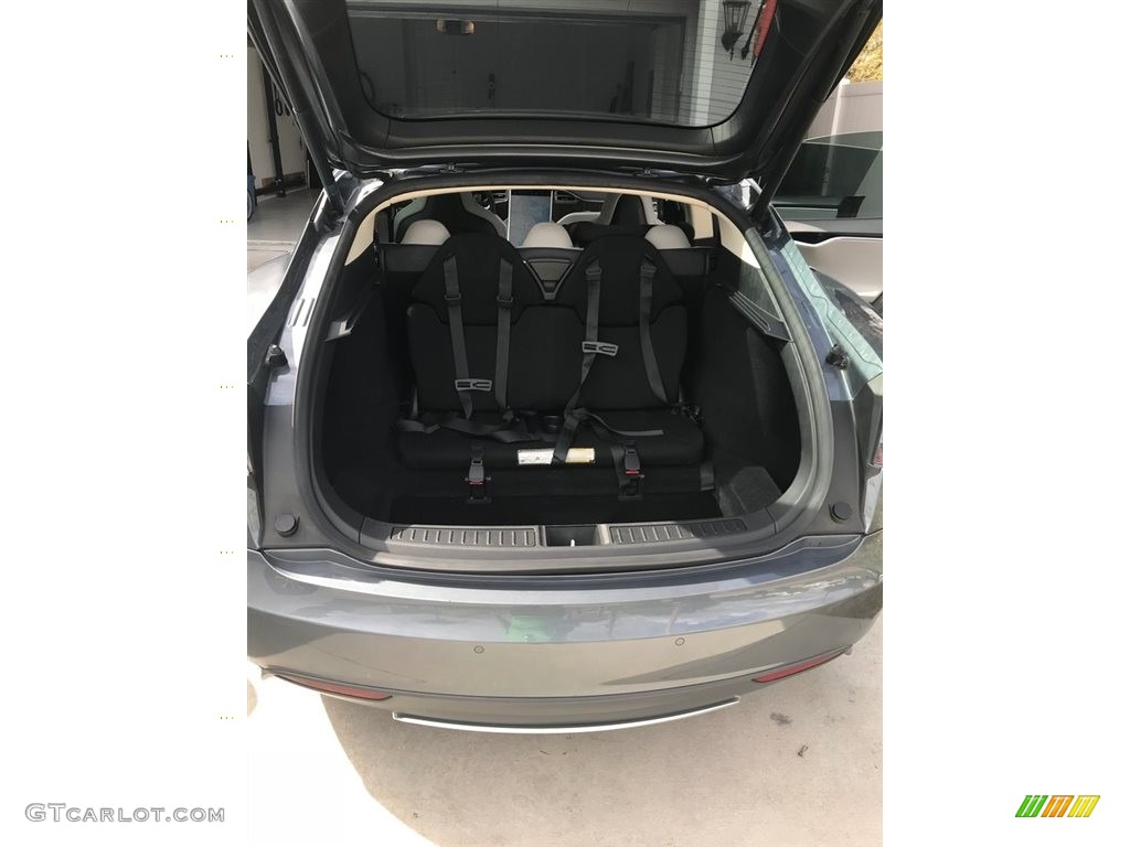 2013 Tesla Model S 85 Trunk Photos