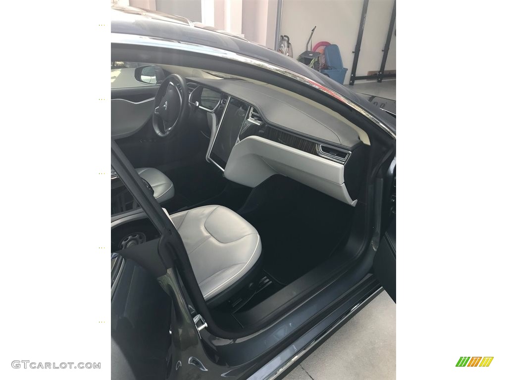 2013 Tesla Model S 85 Interior Color Photos