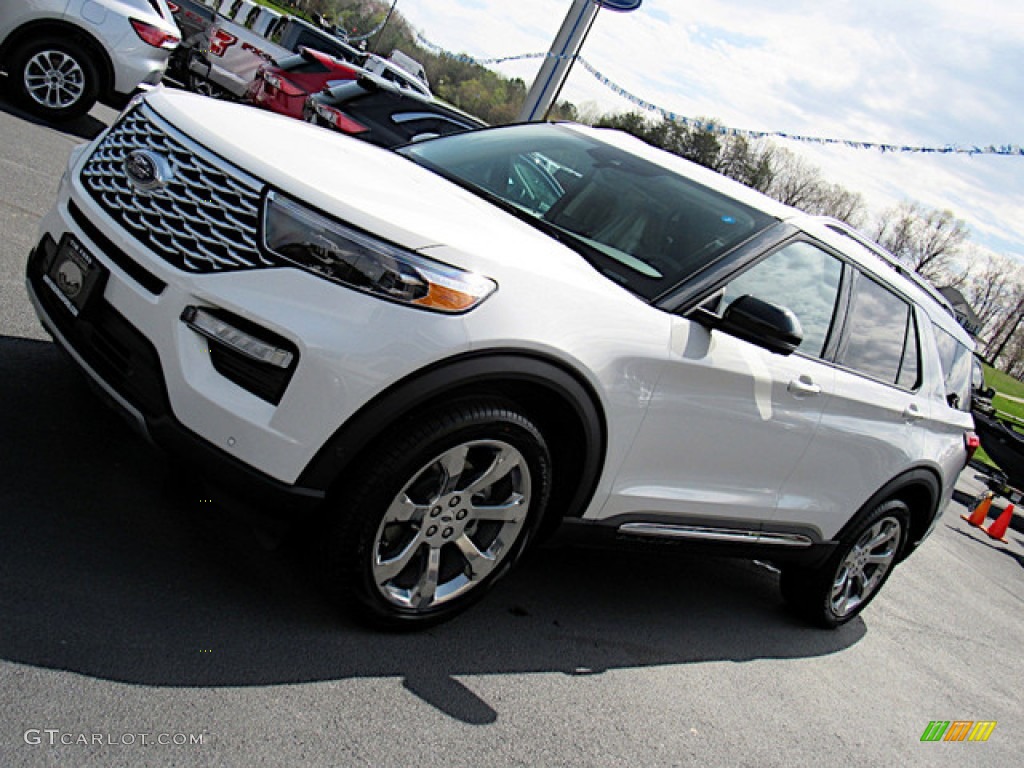 2020 Explorer Platinum 4WD - Star White Metallic Tri-Coat / Sandstone photo #32